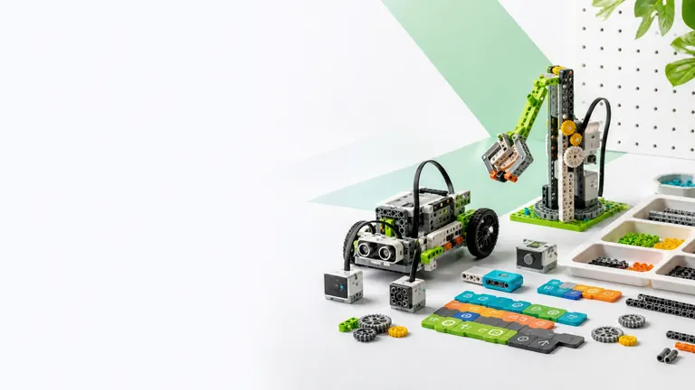 STEM robotics learning kits, robot chassis and construction modules